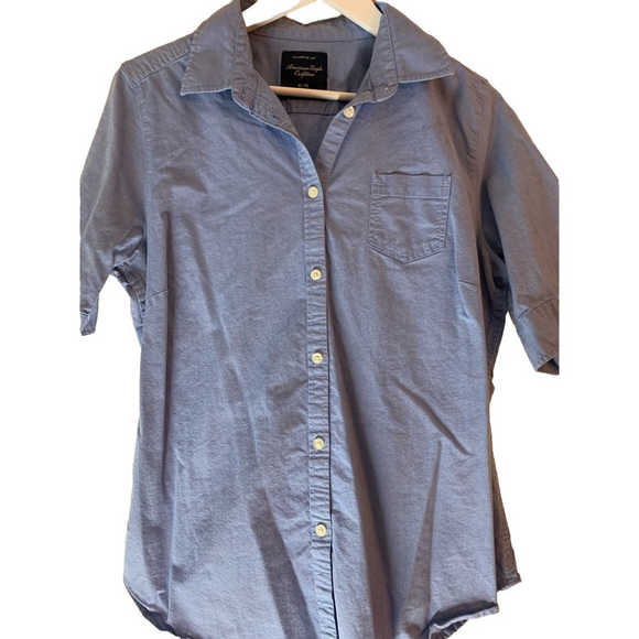 American Eagle Favorite Fit Button Up Chambray Shirt - Picture 3 of 4